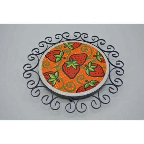 Metal  Trivet or Pot Holder Vintage - Picture 1 of 9
